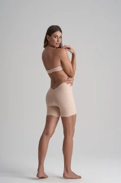 BH in Beige mit abnehmbaren Trägern –><noscript><img width=