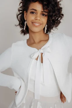 Braut Cardigan aus Stretch-Strick mit Schleife><noscript><img width=