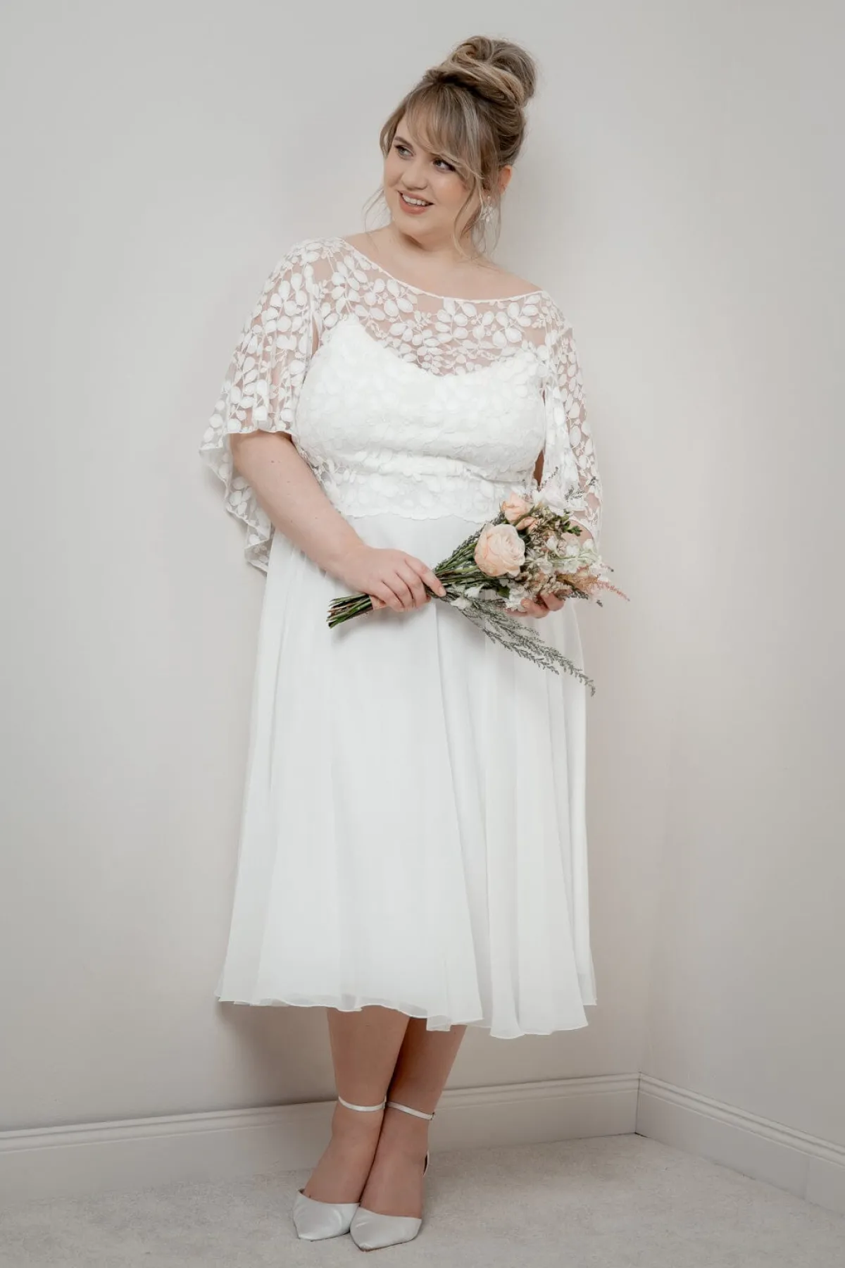 Braut Chiffonrock in Ivory – Emmi Curvy>noni Best