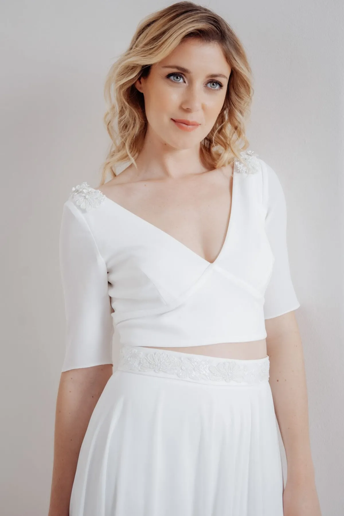 Braut Epauletten mit Pailletten und kleinen Perlen>Esperanza Sale