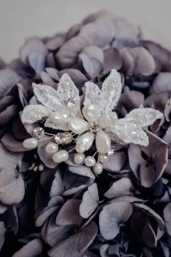 Braut Haarklammer mit Spitze, Süßwasserperlen und Strass>Poirier Clearance