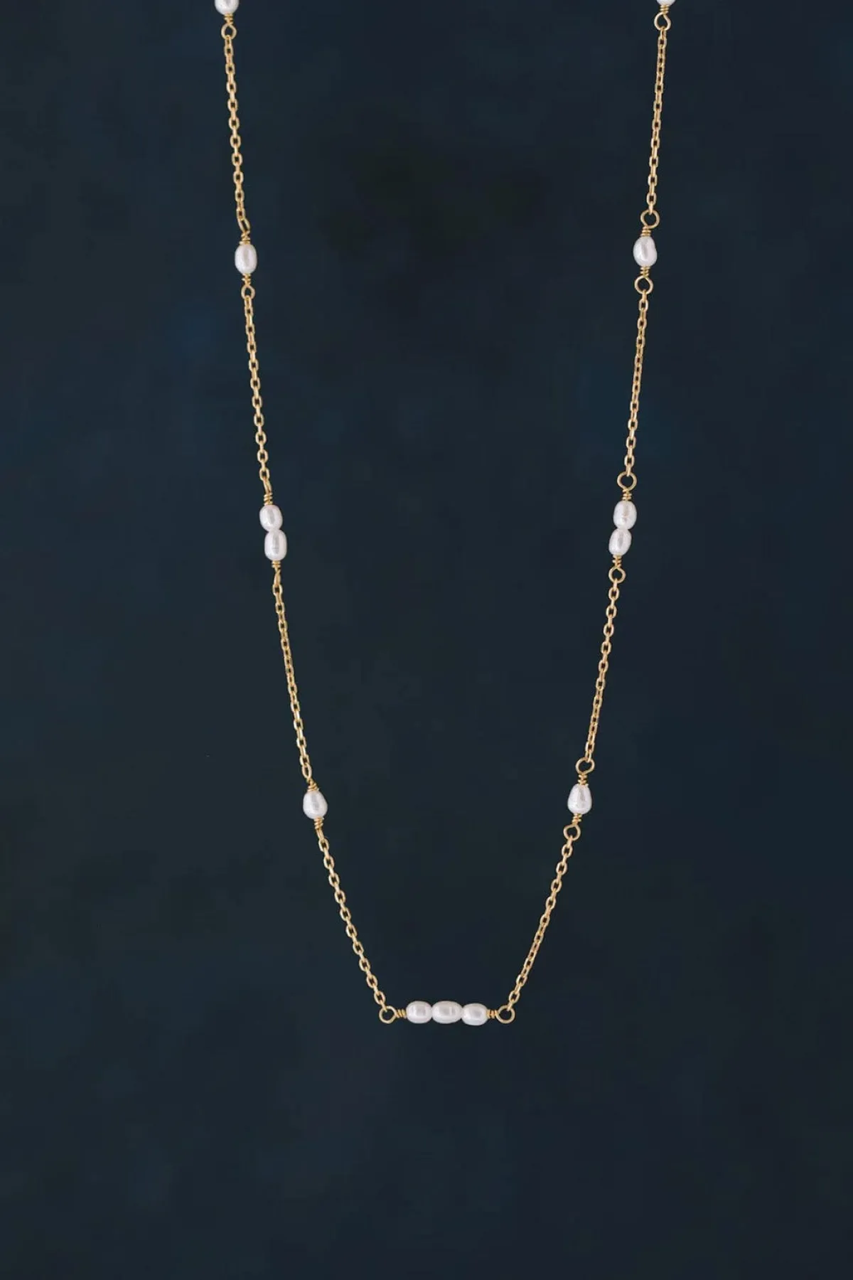 Braut Halskette mit kleinen Perlen – Celine>Juvelan