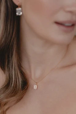 Braut Halskette mit Smaragdschliff-Kristall – Icon><noscript><img width=