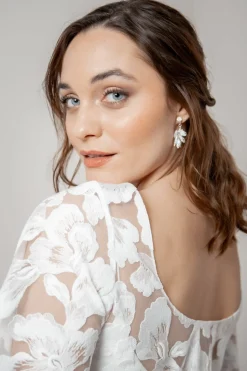 Braut Kristall-Ohrstecker in Mondstein-Farbe>La Chia Discount