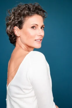 Braut Pullover aus Feinstrick mit V-Ausschnitt><noscript><img width=