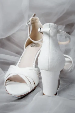 Braut Sandale aus Velours – Frankie | The><noscript><img width=