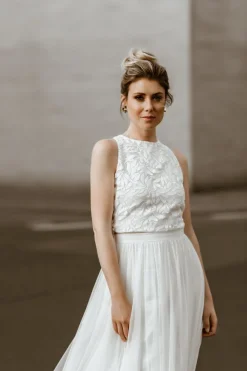 Braut Top mit Blätter-Muster und Rückenausschnitt – Emilia>noni Sale