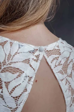 Braut Top mit Blätter-Muster und Rückenausschnitt – Emilia><noscript><img width=