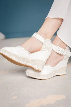 Braut Wedges mit Spitzenborten und Pünktchentüll - Lucy>BridalAmanecer Best