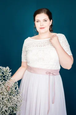 Brautgürtel zum Binden in verschiedenen Farben – Marielle Curvy><noscript><img width=