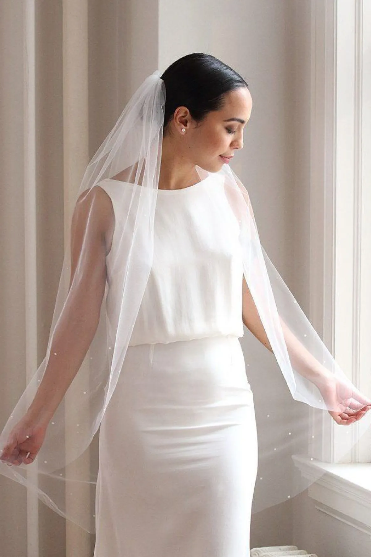 Brautschleier aus feinem Tüll mit Perlen in Ivory – Tempête>Davie & Chiyo New