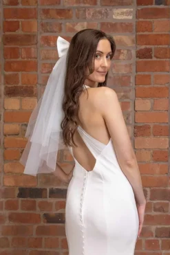 Brautschleier aus Softtüll mit Schleifen-Detail | The><noscript><img width=