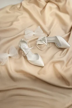 Brautschuh mit abnehmbarer Schleife – Florence | G.Westerleigh><noscript><img width=