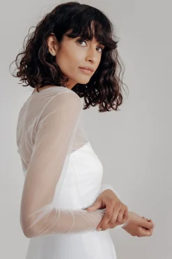 Funkelnde Ohrstecker mit kubistischem Kristall und Perle - Trinity><noscript><img width=