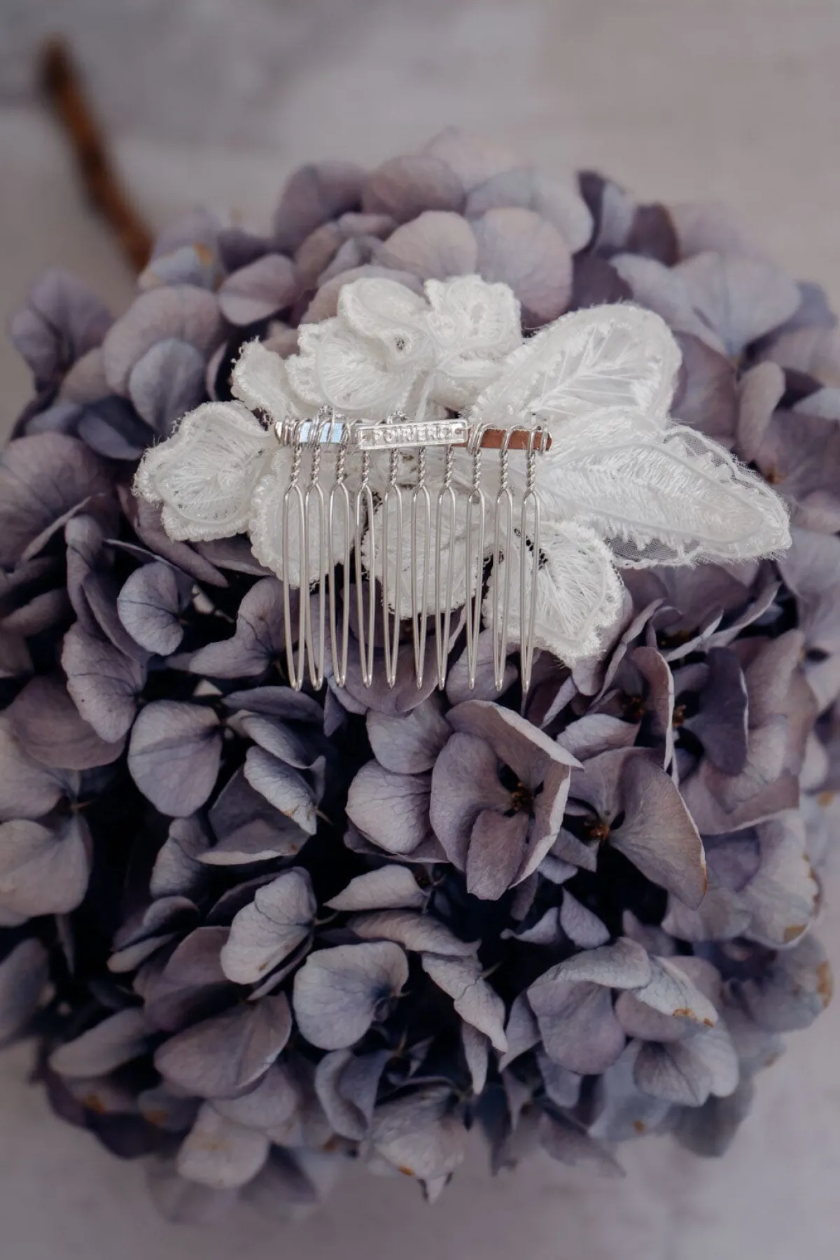 Funkelnder Braut Haarkamm in Ivory>Poirier Best