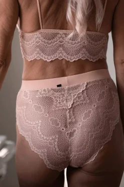 High-Waist Spitzenslip in Nude>Understatement New
