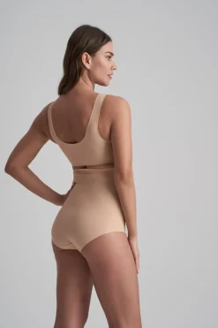 Invisible High Waist Brief Beige –><noscript><img width=