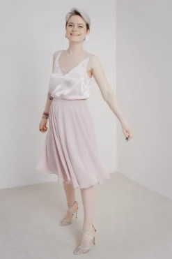 Kurzer Chiffonrock – Tulpa Rosé><noscript><img width=