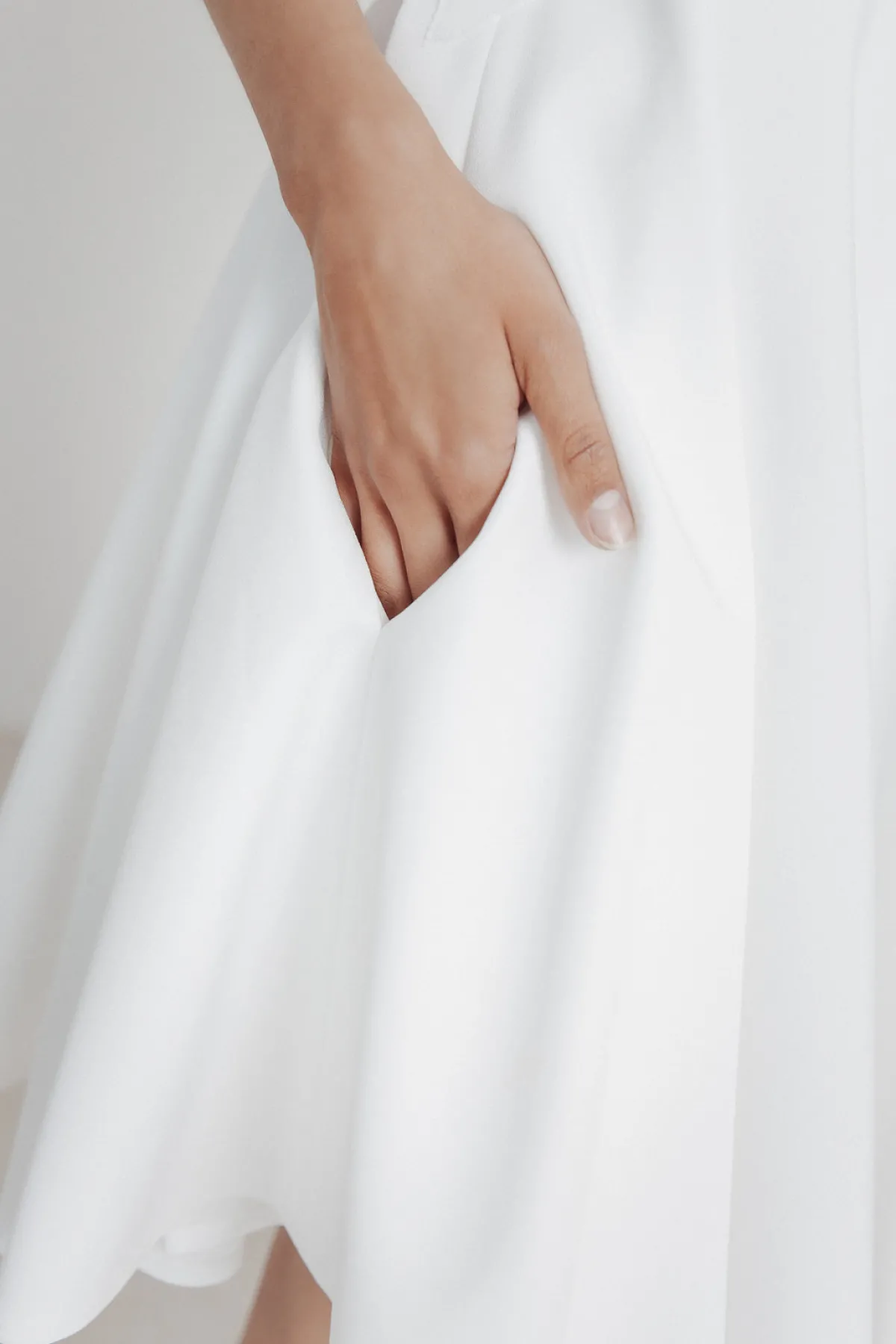 Kurzer Tellerrock für das Standesamt – Kalea>noni Best