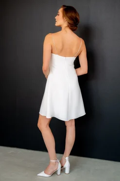 Kurzes Slip Dress in Ivory – Mirel noni One><noscript><img width=