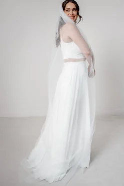 Langer, verzierter Schleier | The>Perfect Bridal Company Hot