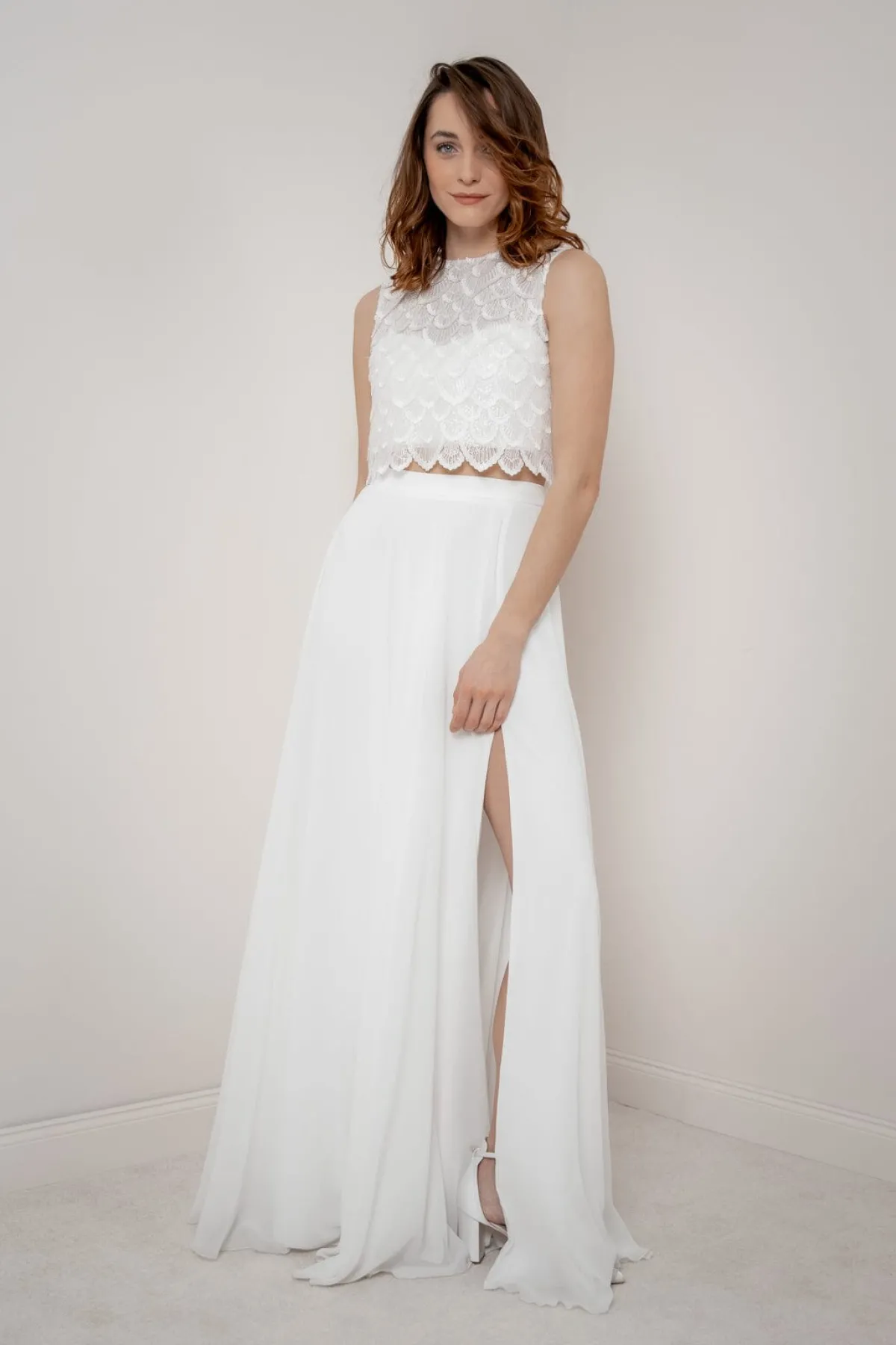 Maxi-Braut Rock in Ivory mit Beinschlitz – Jona>noni New