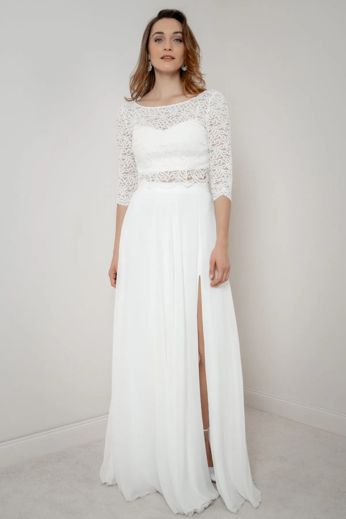 Maxi-Braut Rock in Ivory mit Beinschlitz – Jona>noni New