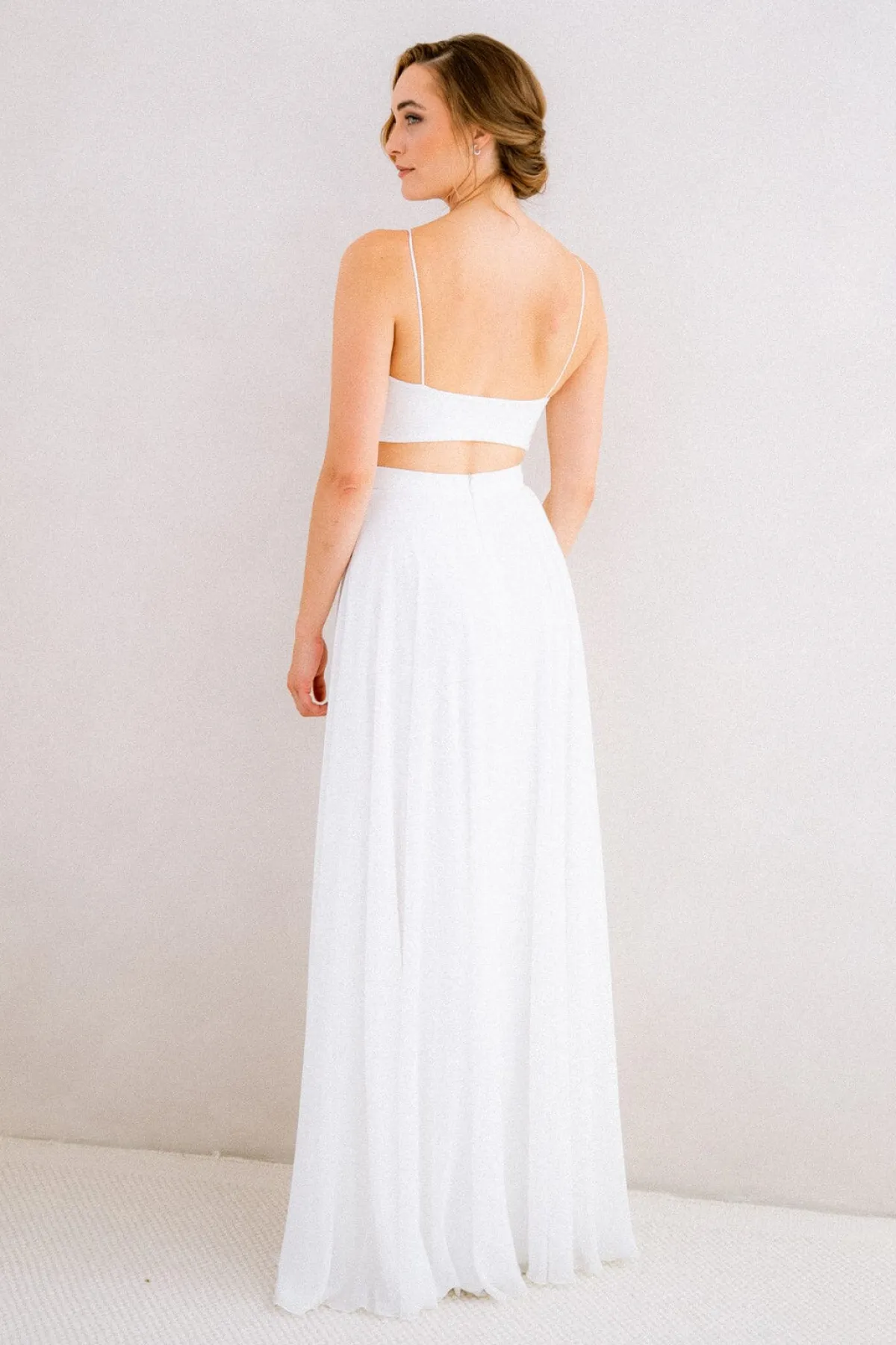 Maxi-Braut Rock in Ivory mit Beinschlitz – Jona>noni New