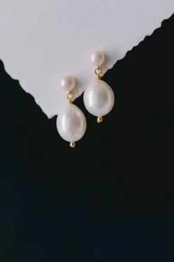 Ohrstecker mit ovalen Perlen – Penelope><noscript><img width=