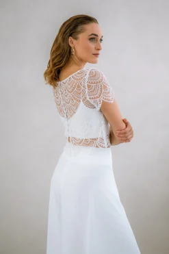 Ovalförmige Creolen in Gold><noscript><img width=