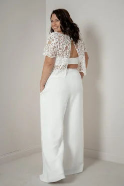 Plus Size Braut Top aus Blätterspitze – Aza Curvy><noscript><img width=