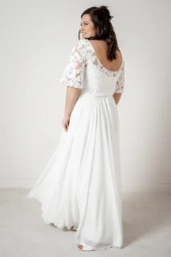 Plus Size Braut Top aus Blütenspitze – Philina Curvy><noscript><img width=