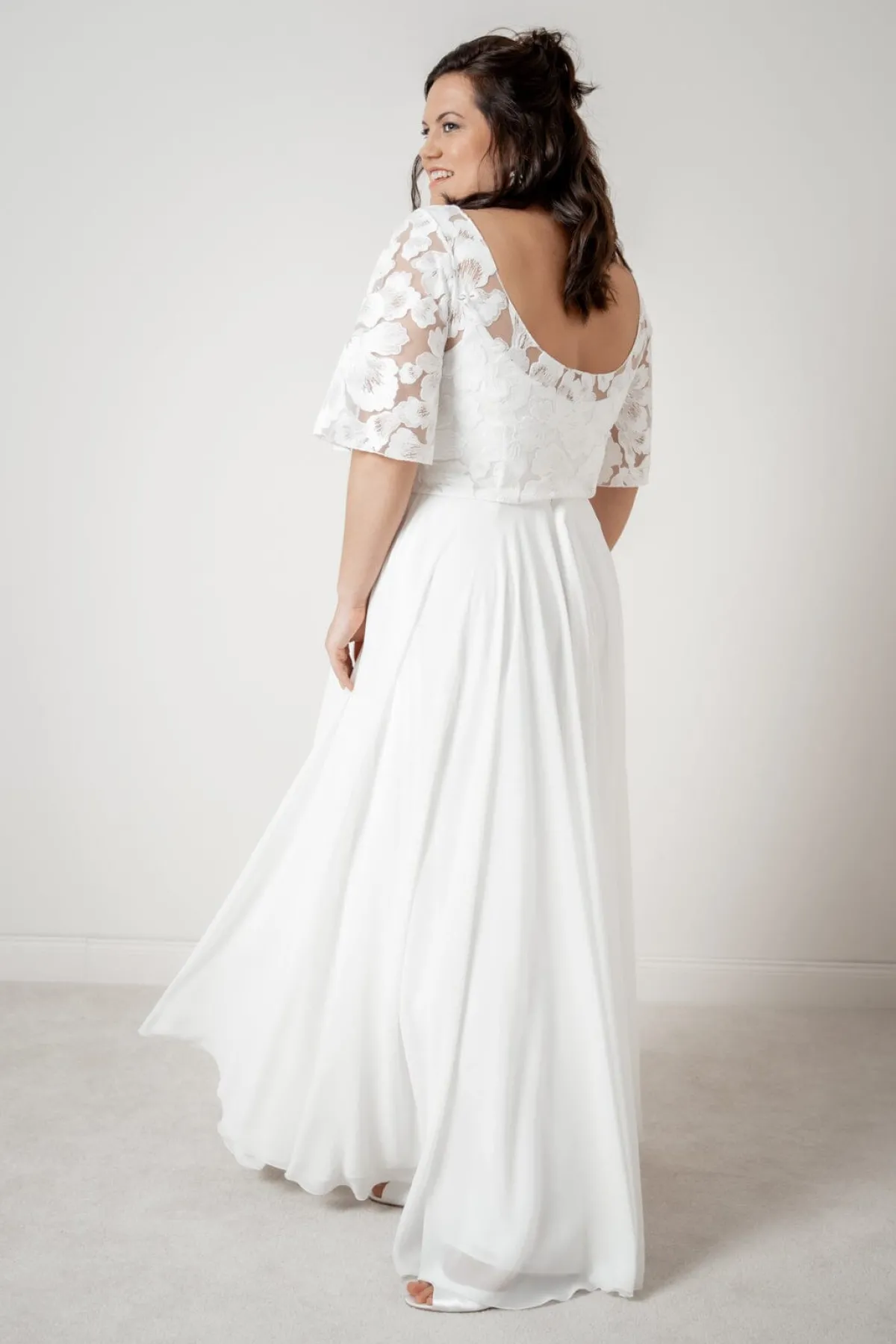 Plus Size Braut Top aus Blütenspitze – Philina Curvy>noni Hot