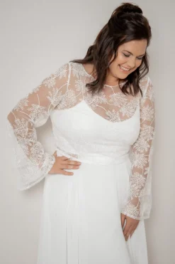 Plus Size Braut Top mit Trompetenärmeln – Safi Curvy><noscript><img width=