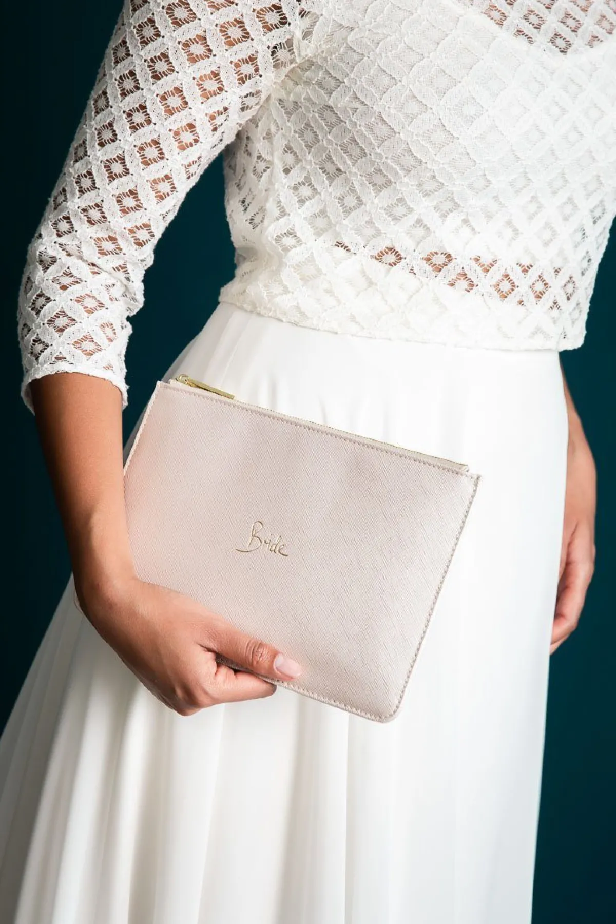 Pouch "Bride" in Metallic White –>Katie Loxton Outlet