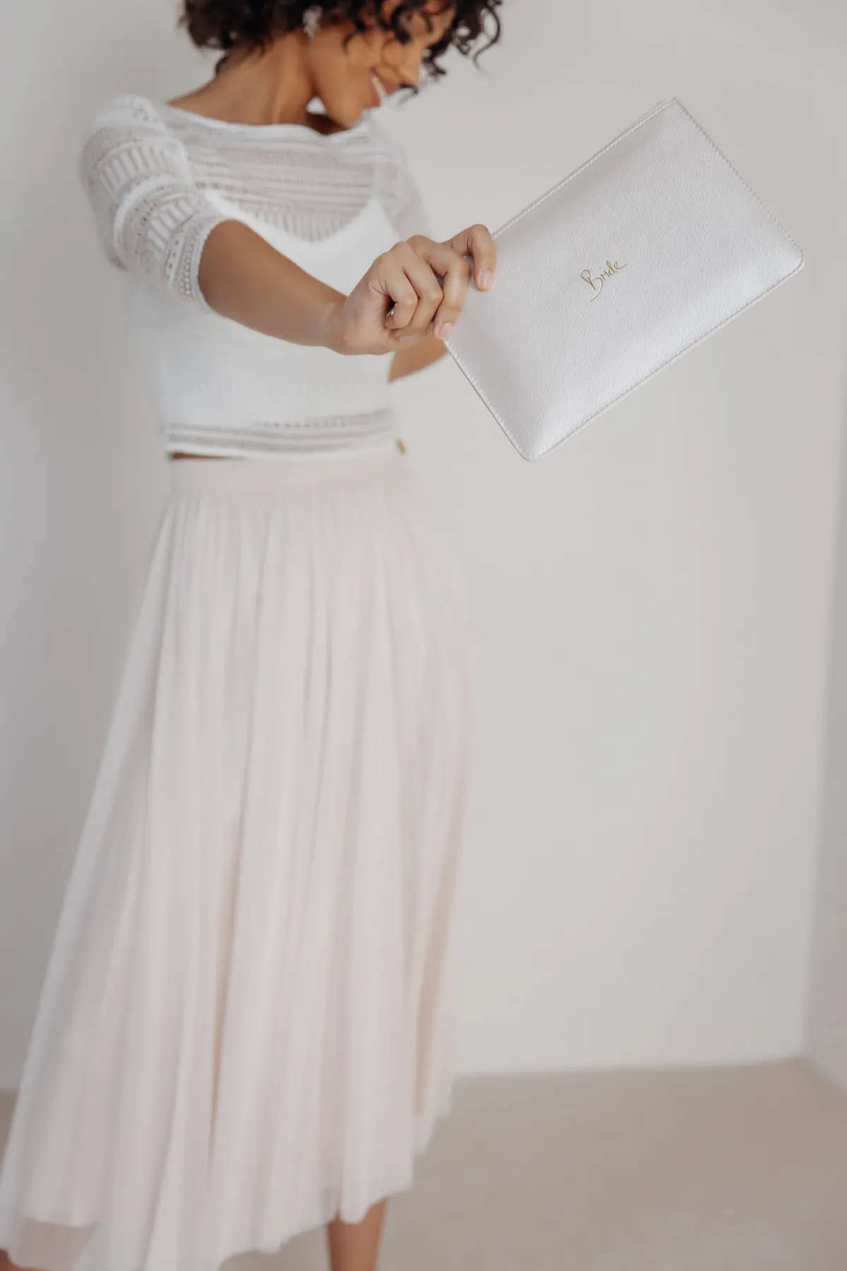 Pouch "Bride" in Metallic White –>Katie Loxton Outlet