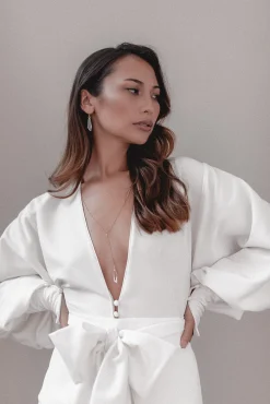 Puristische Rückenkette mit Kristall Anhänger - Aphrodite>Juvelan Online