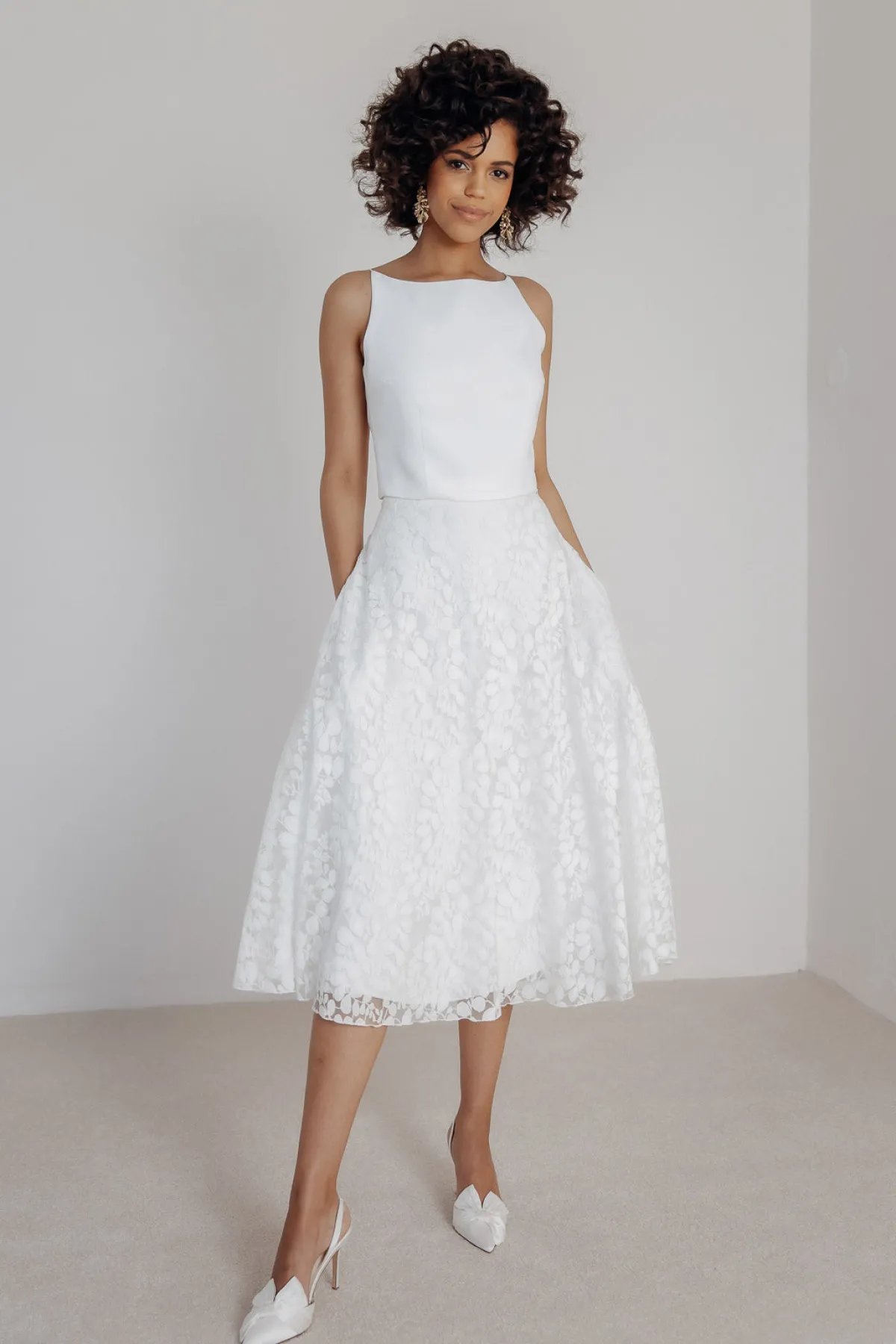 Rock aus Botanikspitze mit Taschen – Liza Midi>noni Sale