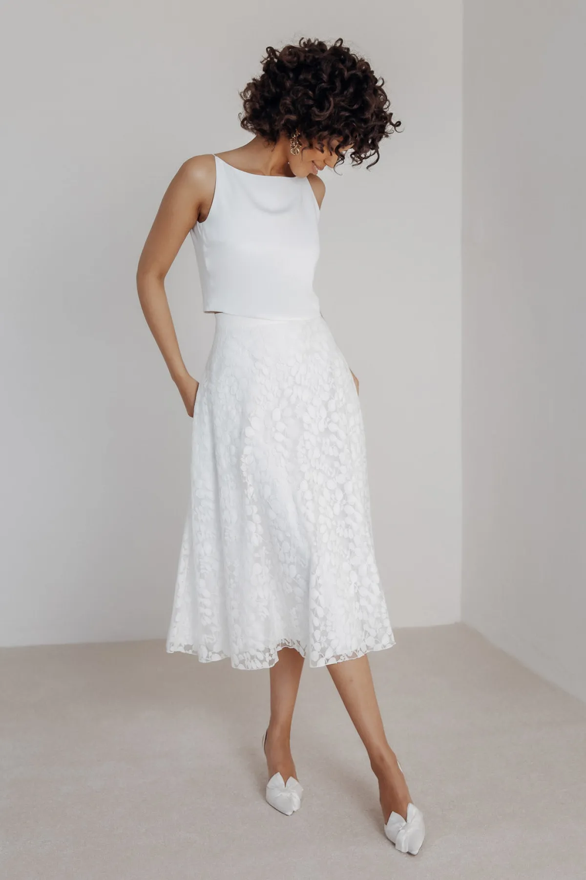 Rock aus Botanikspitze mit Taschen – Liza Midi>noni Sale