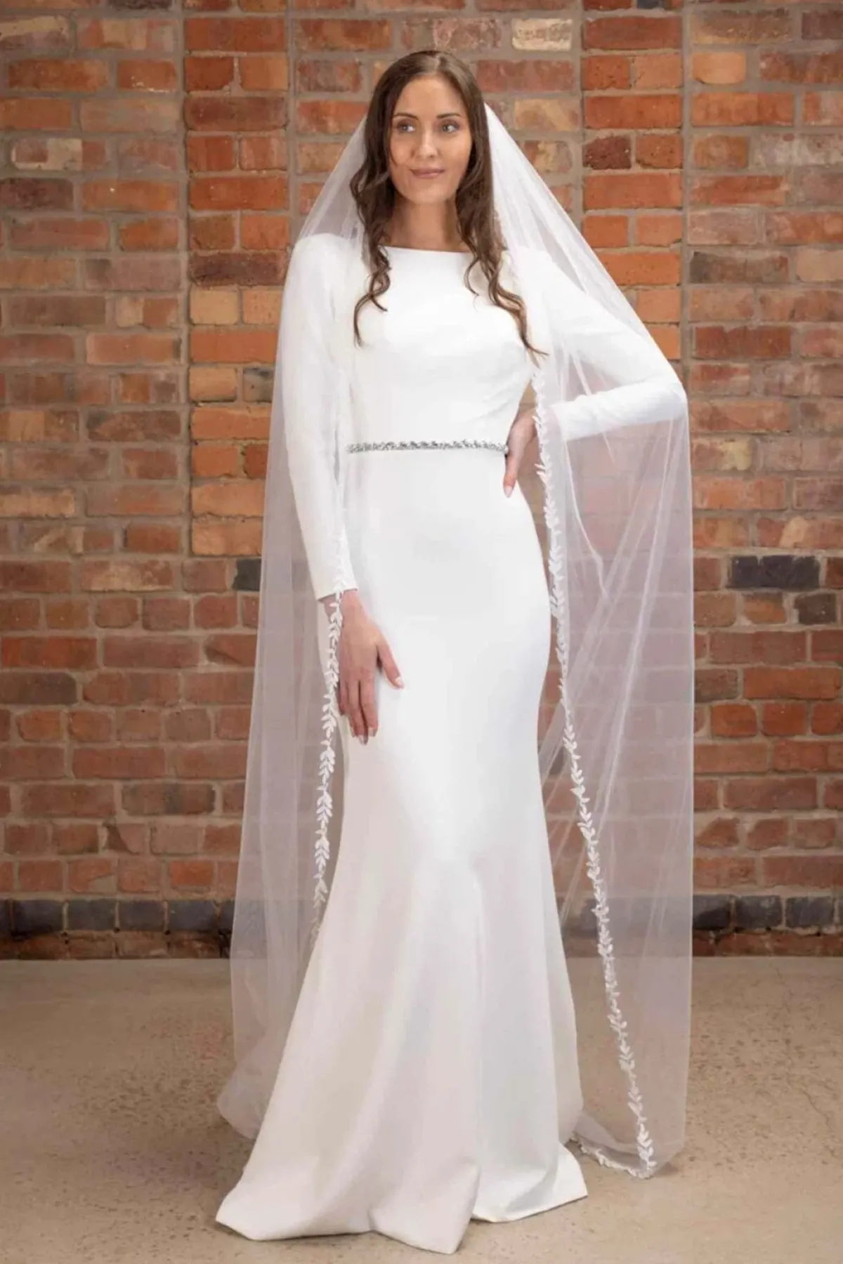 Schleier mit Blattstickerei | The>Perfect Bridal Company New