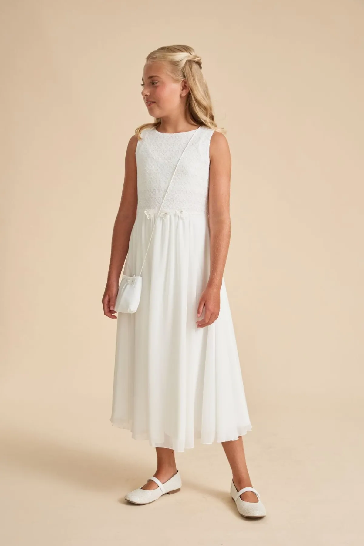 Schwingendes Kommunionkleid aus Chiffon und Spitze>Weise New