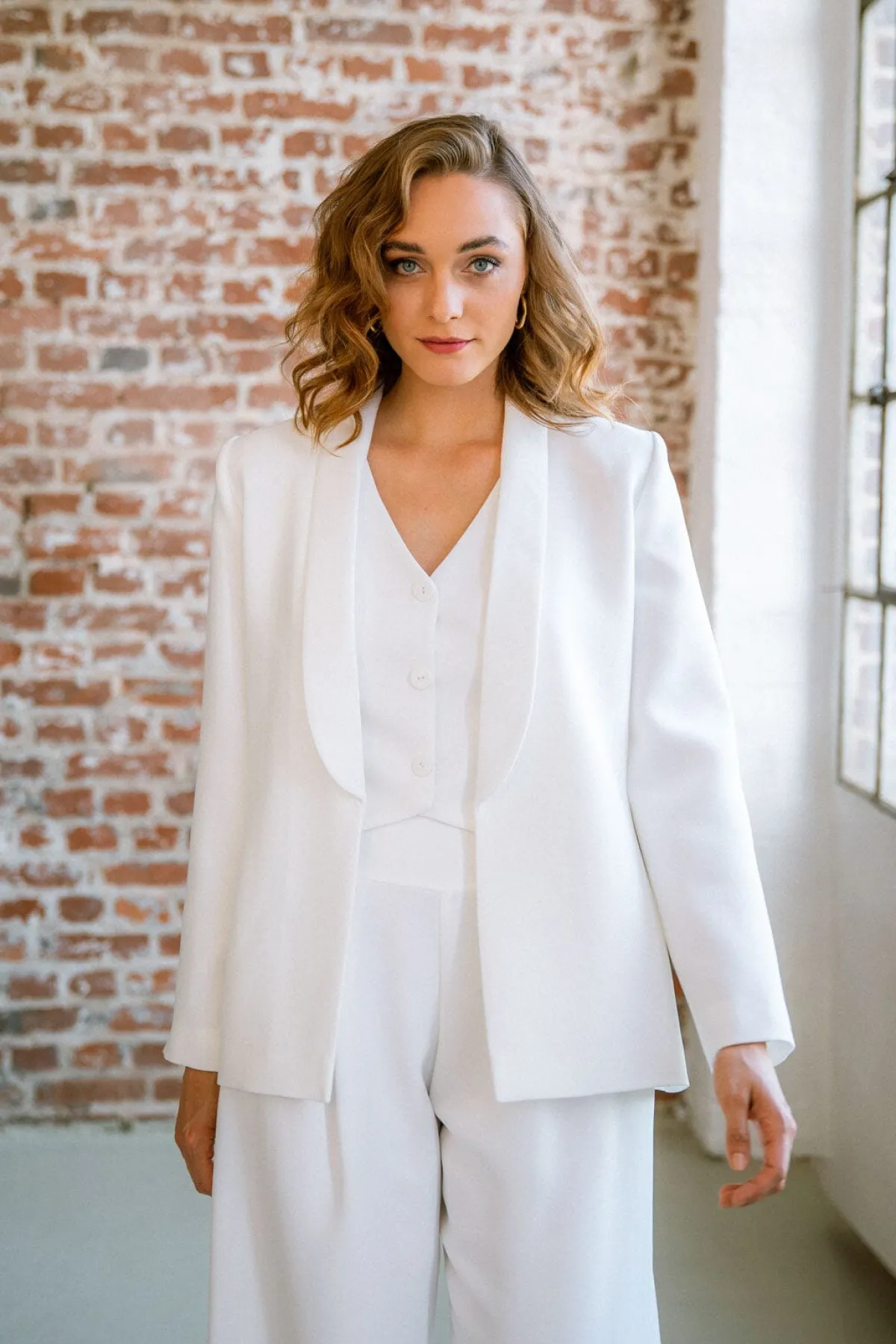 Showroom Only: Blazer in Ivory – Aira Selected>noni Sale