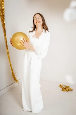 Showroom Only: Braut Bomberjacke in Ivory – Majla uni><noscript><img width=