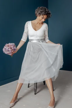 Showroom Only: Tüllrock in Grau – Maris Midi Selected><noscript><img width=