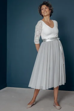 Showroom Only: Tüllrock in Grau – Maris Midi Selected><noscript><img width=