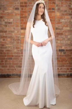 Softtüll-Schleier mit Perlenborte | The><noscript><img width=