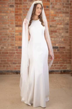 Softtüll-Schleier mit Perlenborte | The><noscript><img width=