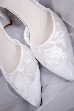Spitze Brautschuhe – Milan Ivory Lace | The><noscript><img width=