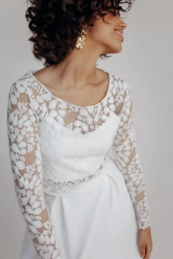Spitzentop aus Botanik-Spitze für die Hochzeit – Norine><noscript><img width=