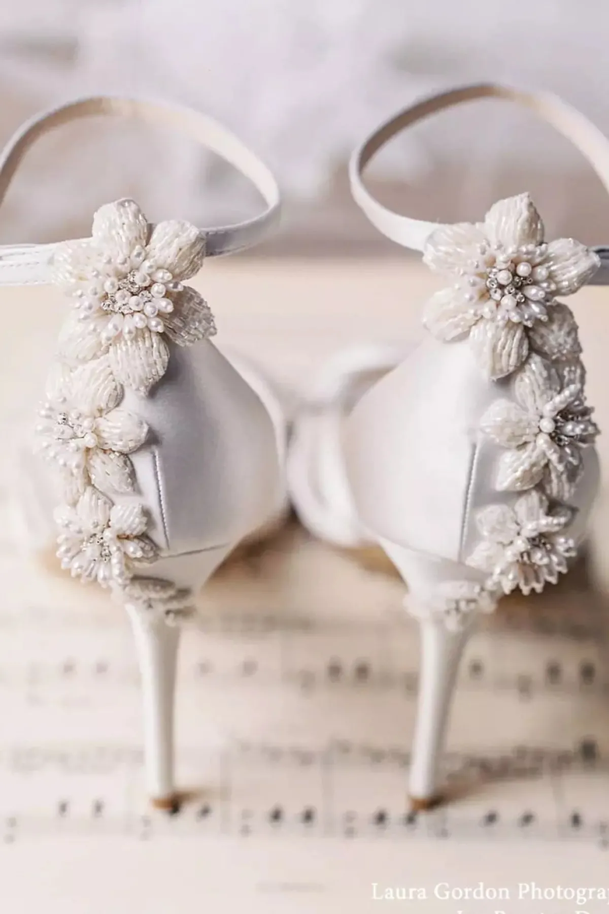 Stilettos mit 3D-Blumen Applikation – Gardenia Shoes>Bella Belle Sale